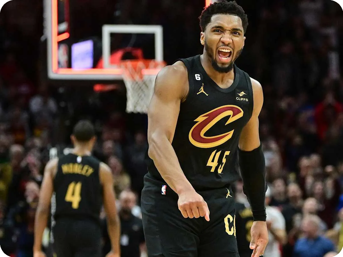 NBA Rookie of the Year Contention and Scoring Exploits